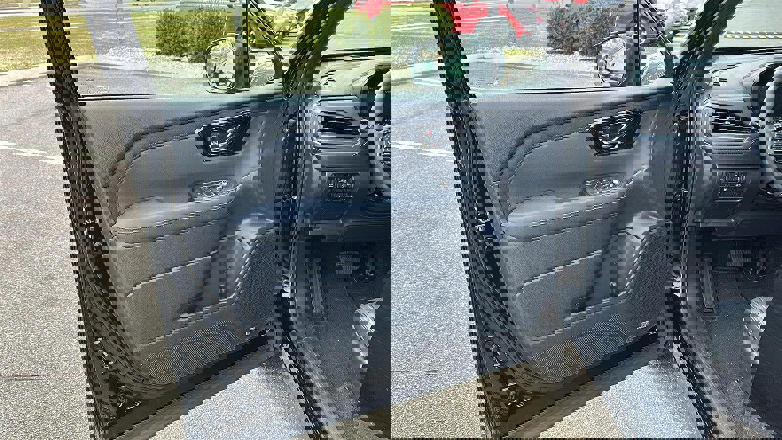 Certified 2025 Subaru Forester Limited image 8