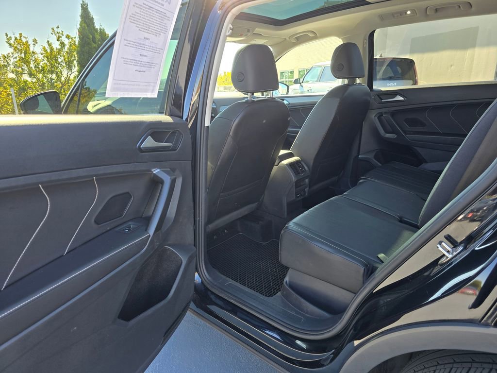 Used 2022 Volkswagen Tiguan SE image 22