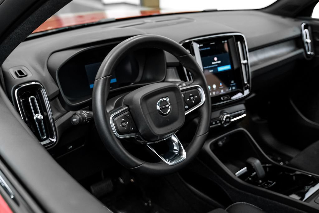 Used 2023 Volvo C40 P8 Recharge Ultimate w/ Protection Package Premier AWD/4WD image 16