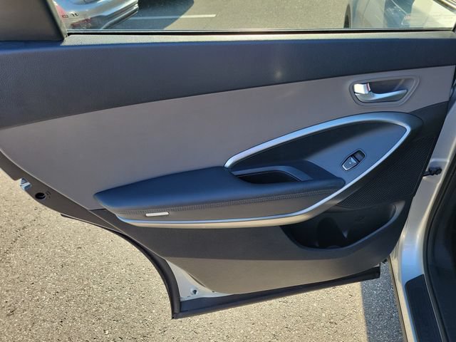 Used 2018 Hyundai Santa Fe SE FWD image 8