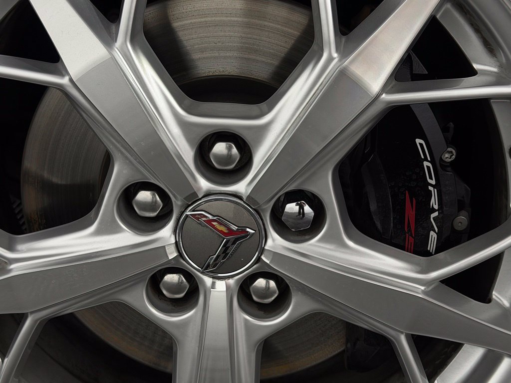 Used 2022 Chevrolet Corvette Stingray Preferred Conv w/ Z51 Performance Package RWD image 22