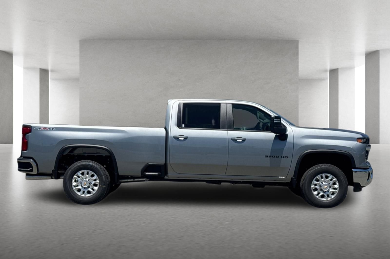 New 2026 Chevrolet Silverado 3500 LT w/ All Star Edition AWD/4WD image 3