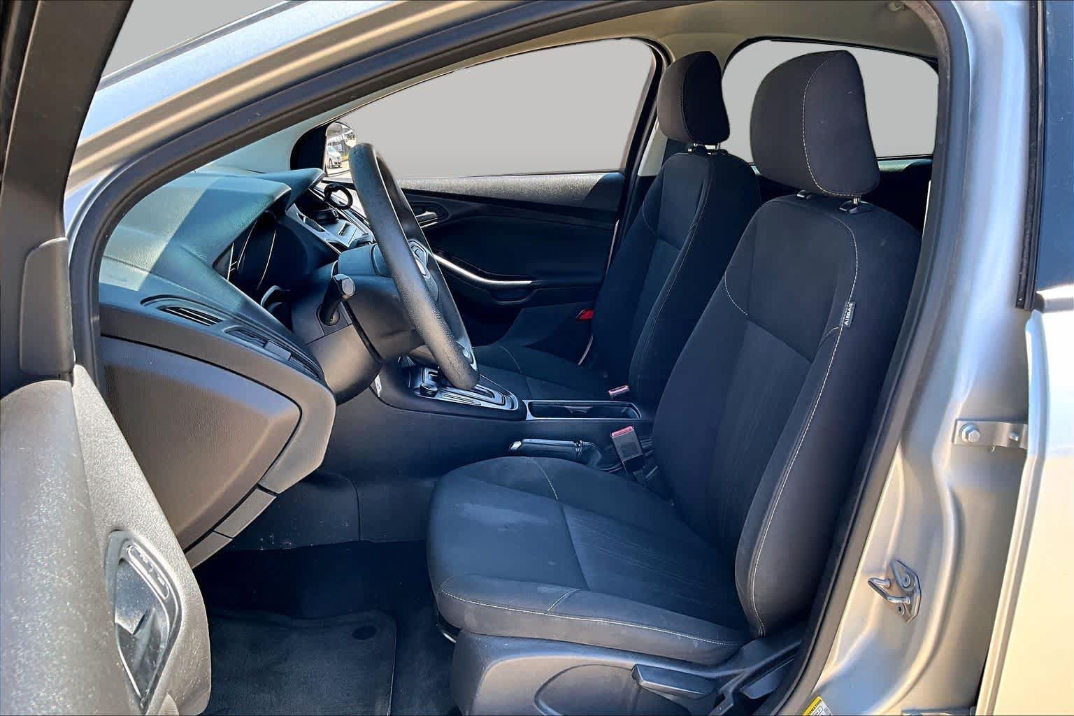 Used 2015 Ford Focus S FWD image 8