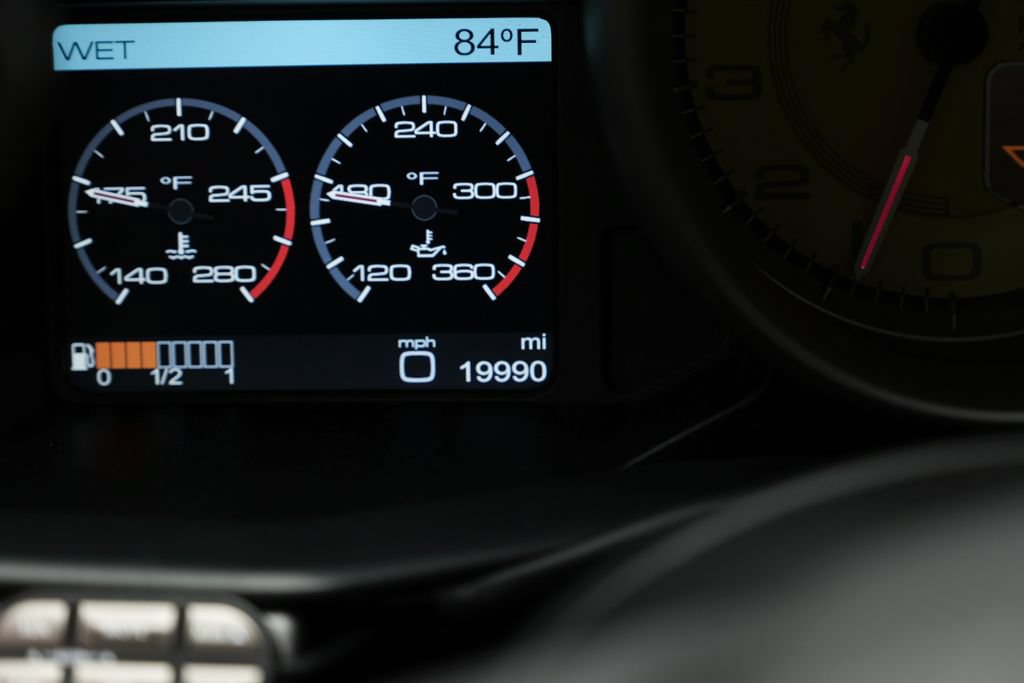 Used 2014 Ferrari 458 Spider RWD image 27