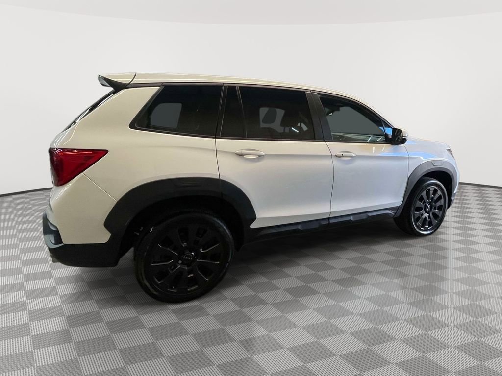 Used 2022 Honda Passport EX-L image 2