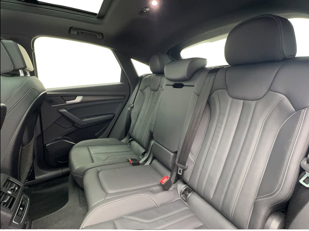 Used 2022 Audi Q5 2.0T Premium image 26