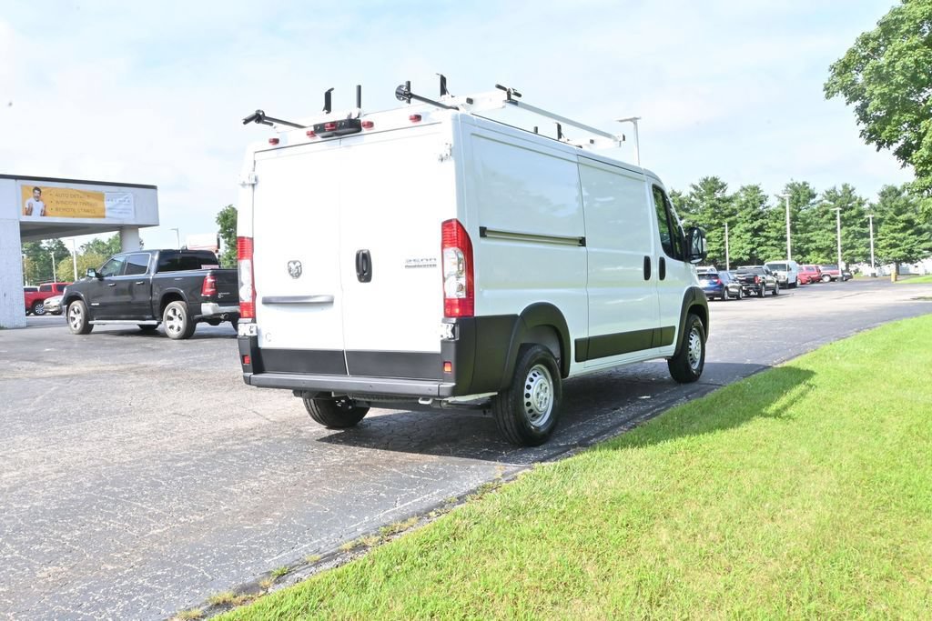 Used 2025 RAM ProMaster 2500 w/ Safety Group FWD image 8