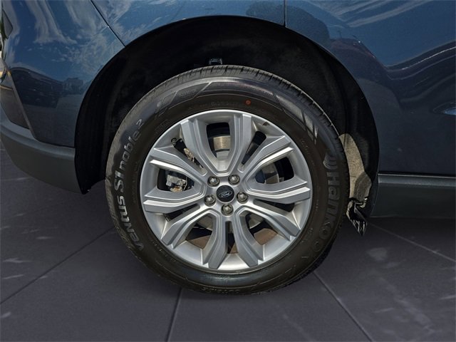 Used 2024 Ford Edge Titanium image 14
