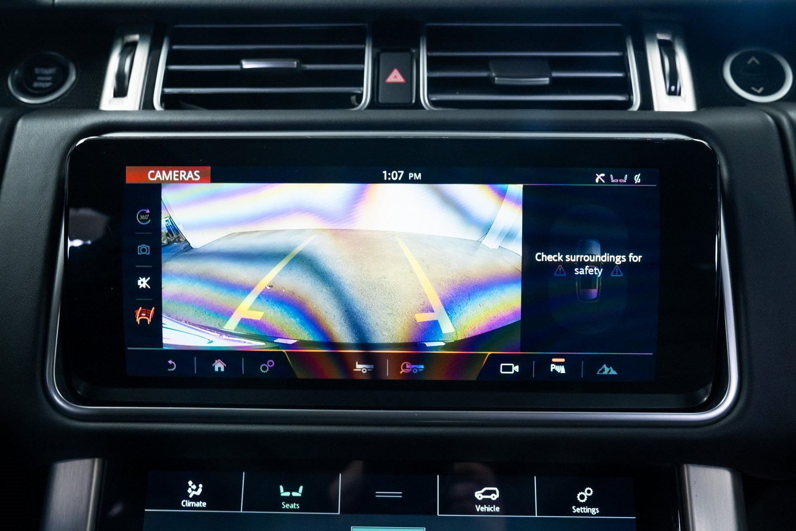 Used 2020 Land Rover Range Rover HSE image 13