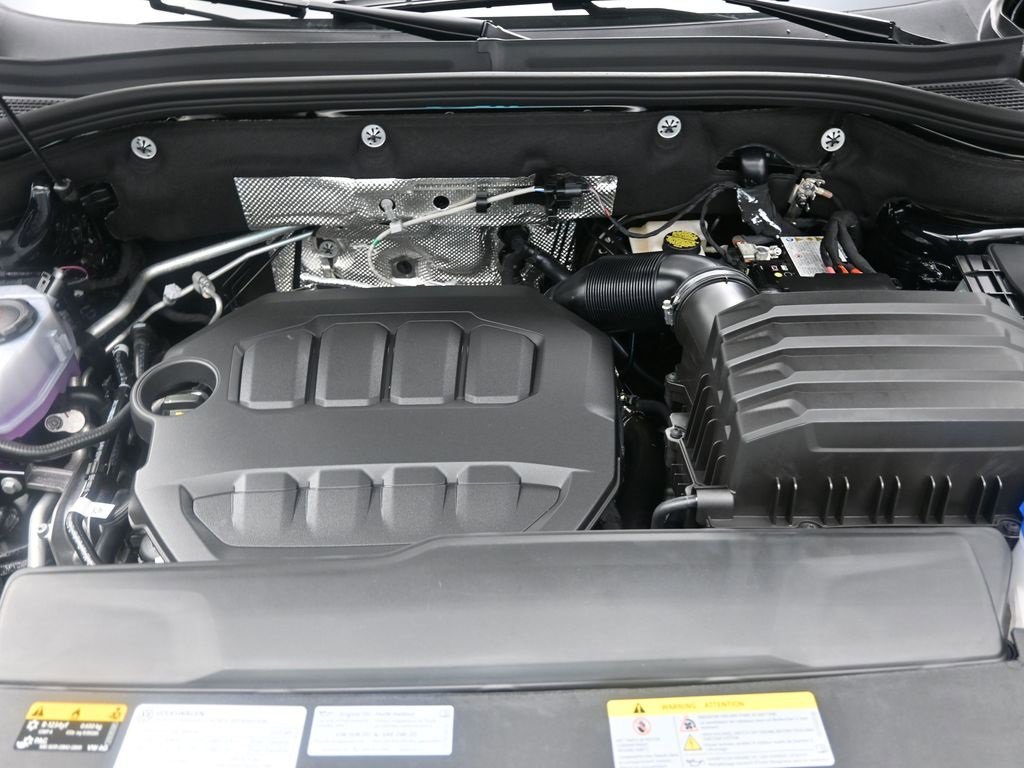 New 2025 Volkswagen Atlas SEL Premium R-Line image 32