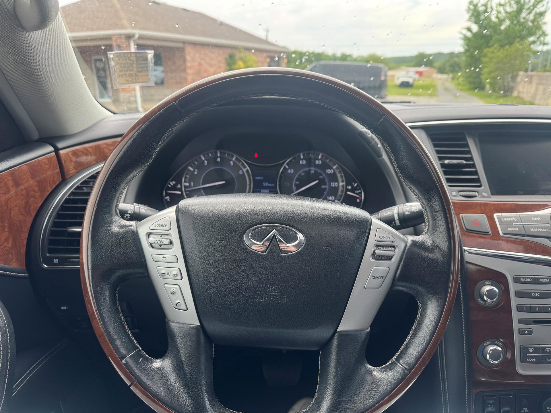 Used 2019 INFINITI QX80 Luxe w/ Cargo Package AWD/4WD image 14