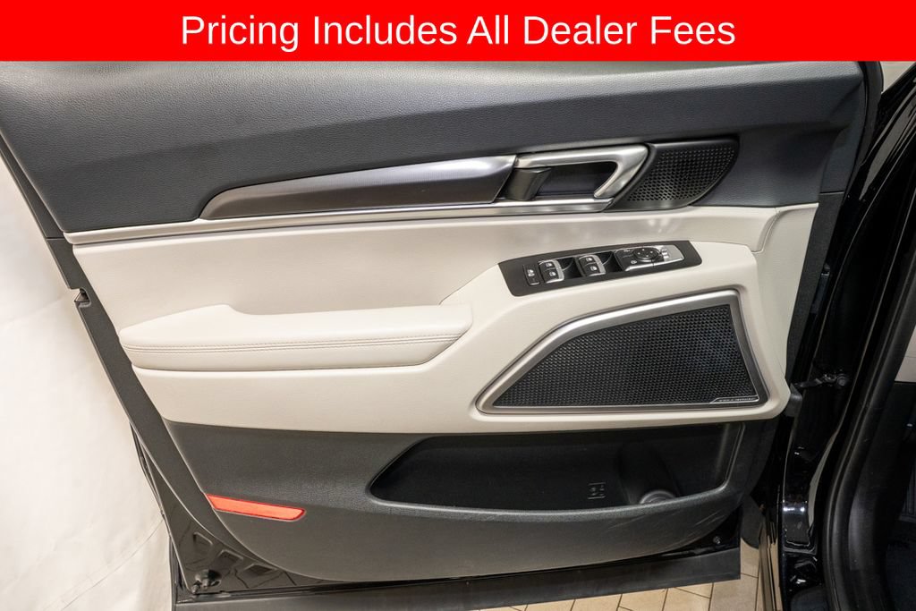 Certified 2024 Kia Telluride S w/ S Sunroof Package FWD image 13