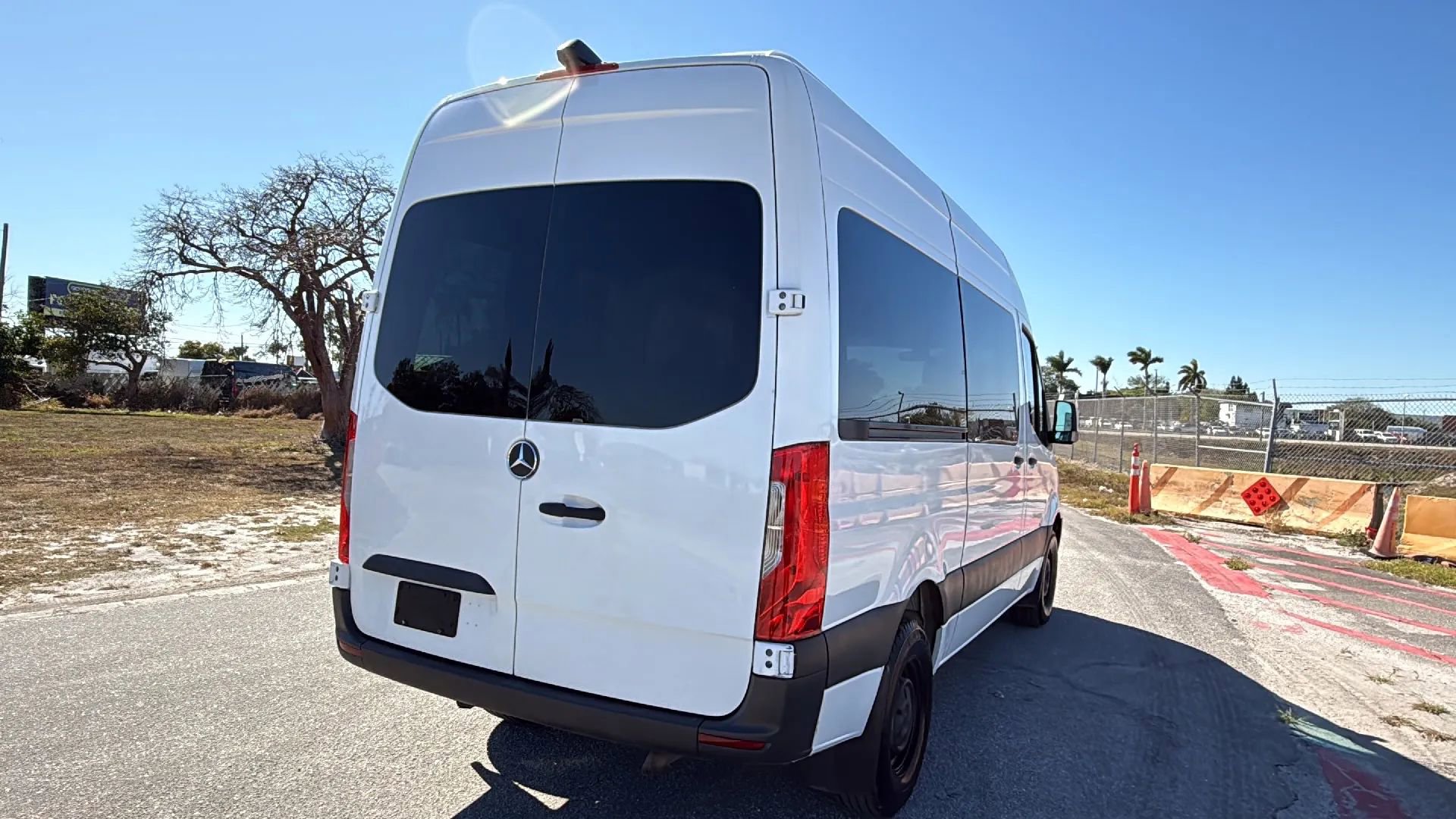 Used 2021 Mercedes-Benz Sprinter 2500 image 5