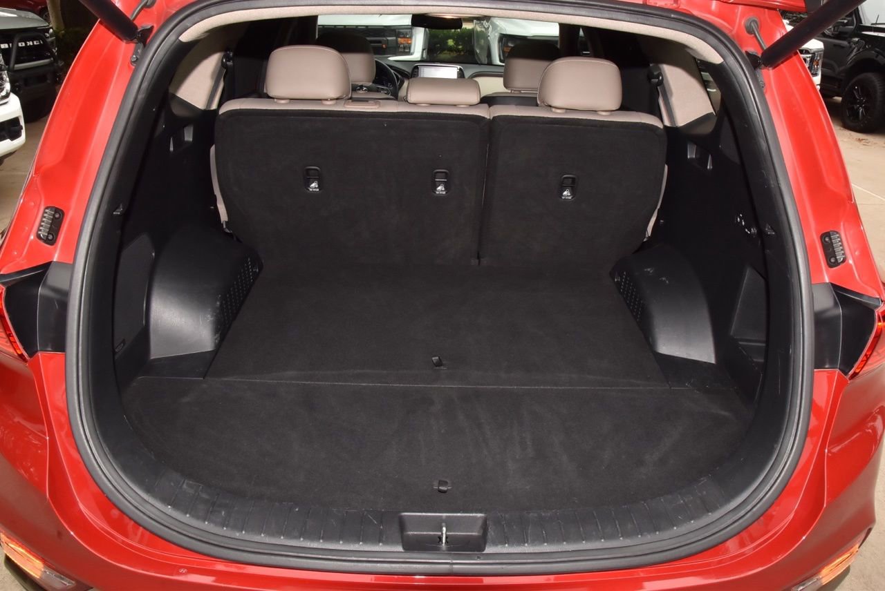 Used 2020 Hyundai Santa Fe Limited FWD image 38