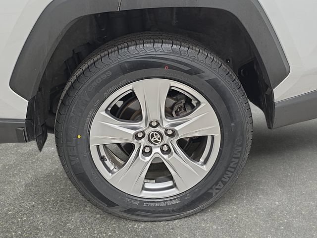 Certified 2024 Toyota RAV4 XLE FWD image 29