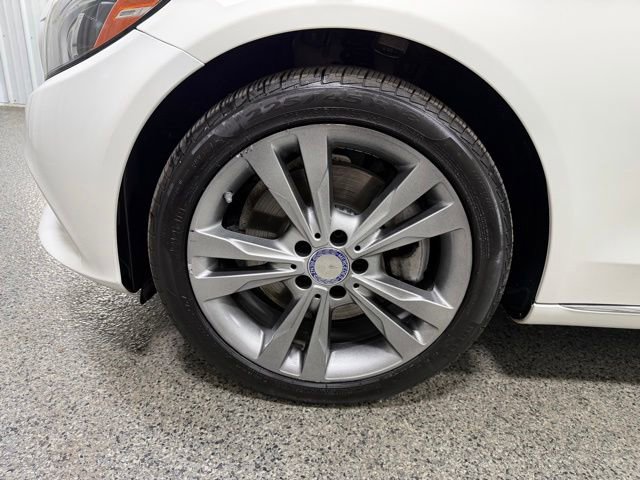 Used 2017 Mercedes-Benz C 300 4MATIC Sedan image 27