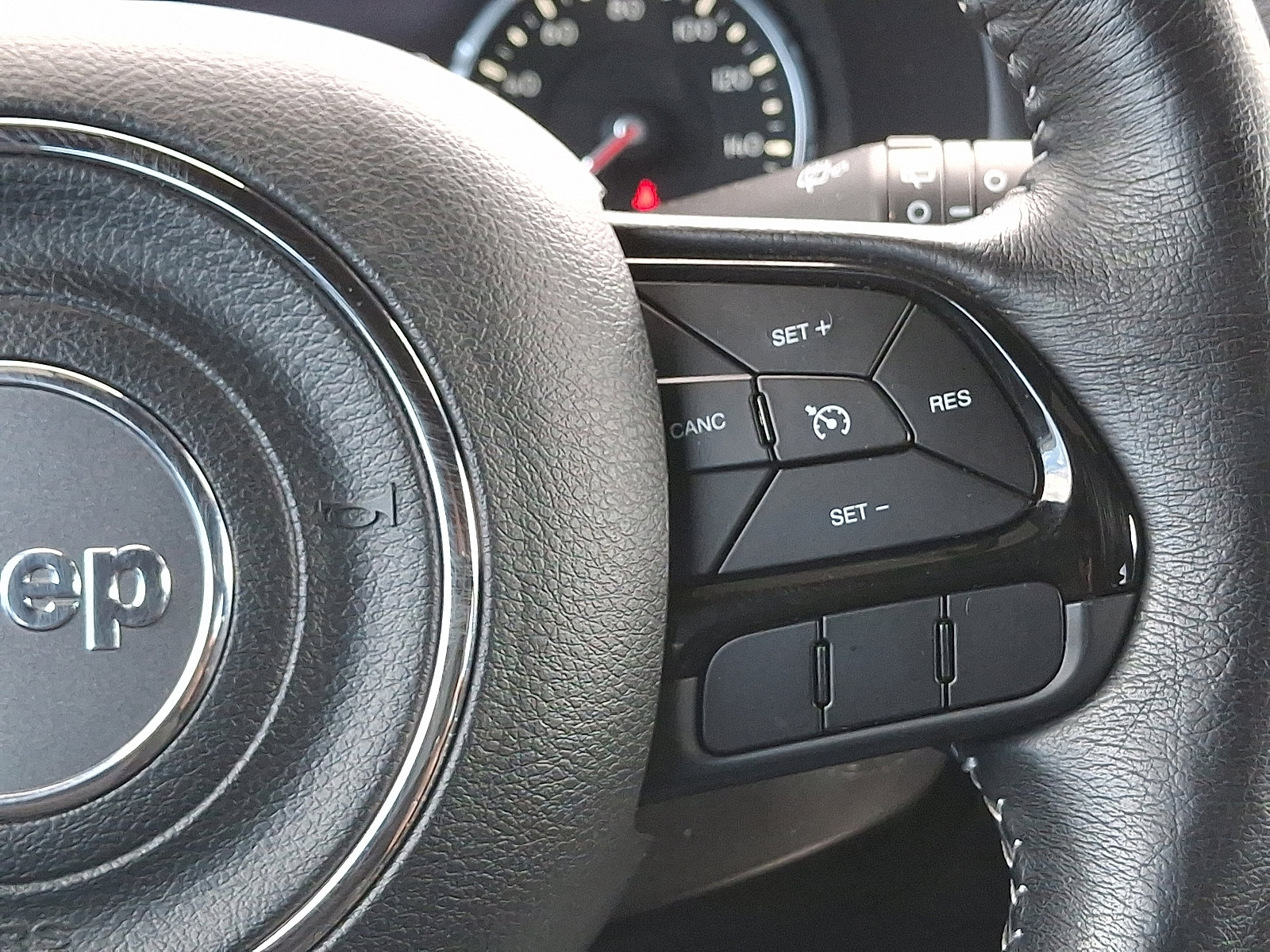 Used 2021 Jeep Renegade Latitude image 21