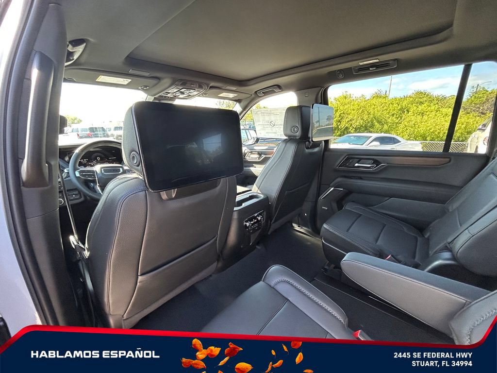 New 2026 GMC Yukon XL Denali w/ Denali Reserve Package AWD/4WD image 14