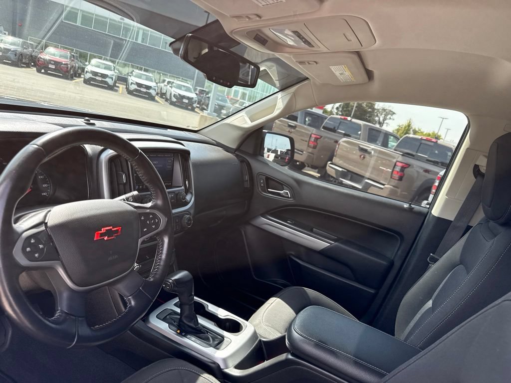 Used 2021 Chevrolet Colorado LT w/ Redline Special Edition AWD/4WD image 21