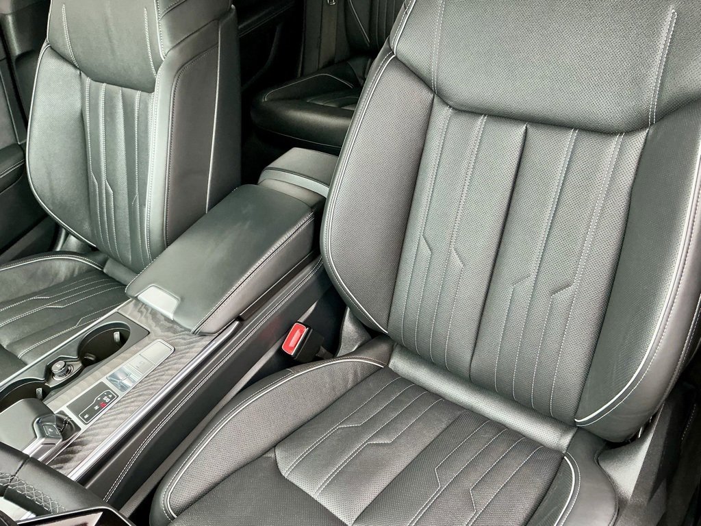 Used 2025 Audi A7 Prestige image 37