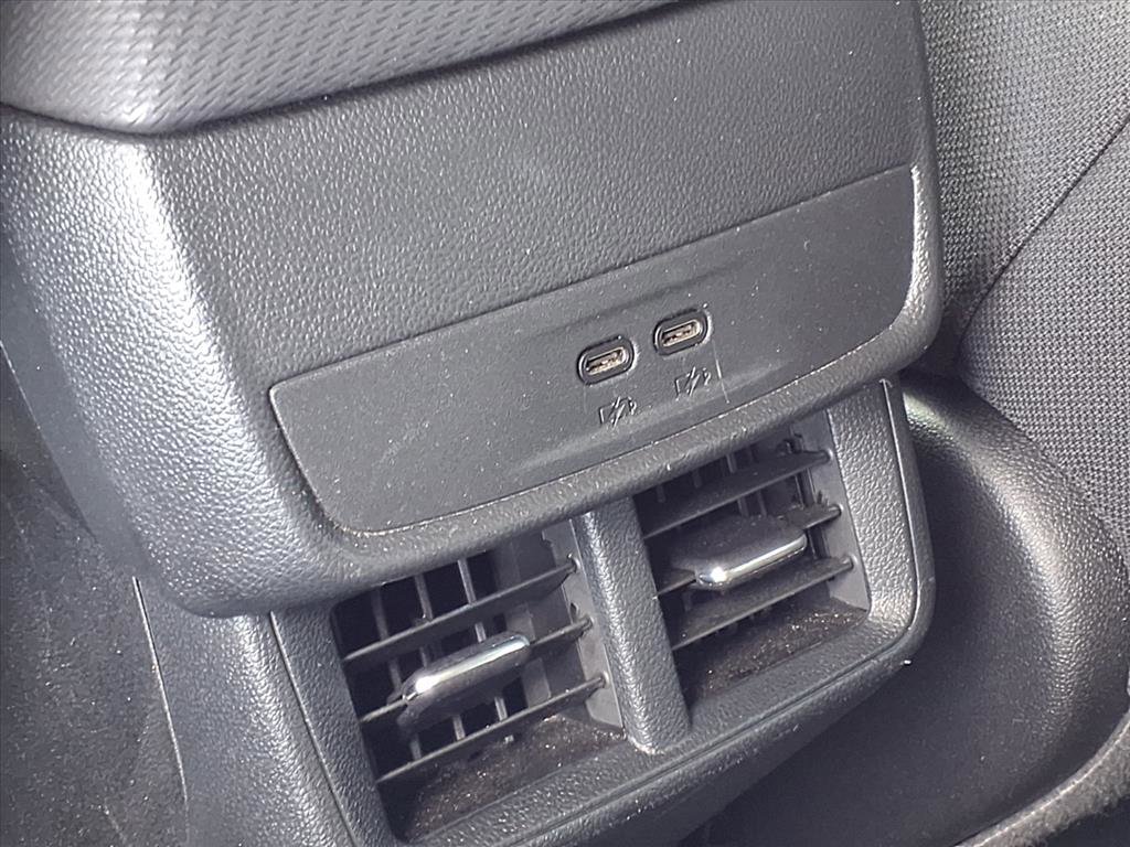 Used 2025 Chevrolet Equinox LT image 17