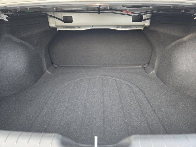 Certified 2025 Hyundai Elantra SEL FWD image 31