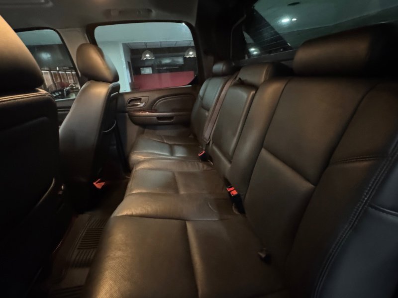 Used 2013 Cadillac Escalade EXT Premium image 13