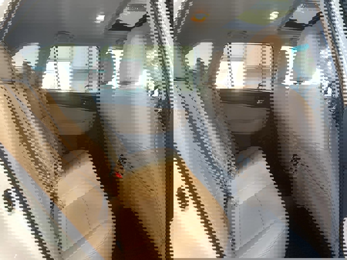 Used 2015 Subaru Outback 3.6R Limited AWD/4WD image 22