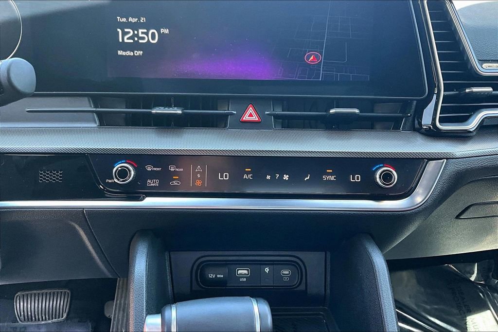 Certified 2025 Kia Sportage SX AWD/4WD image 15