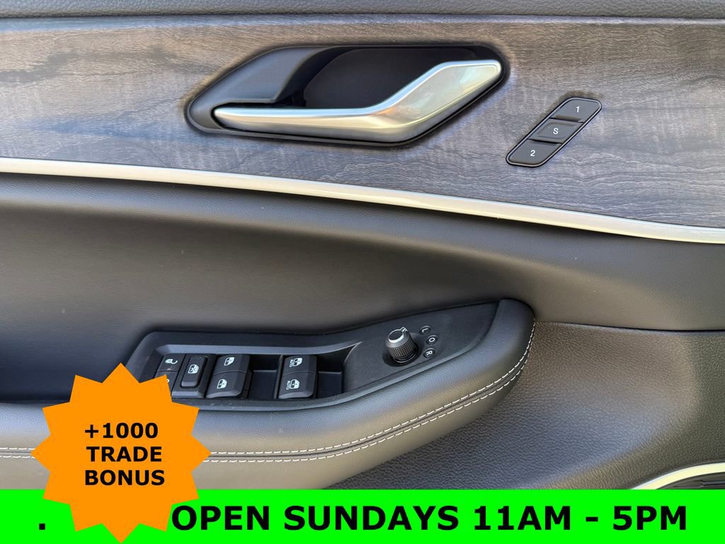 New 2025 Jeep Grand Cherokee L Limited image 18