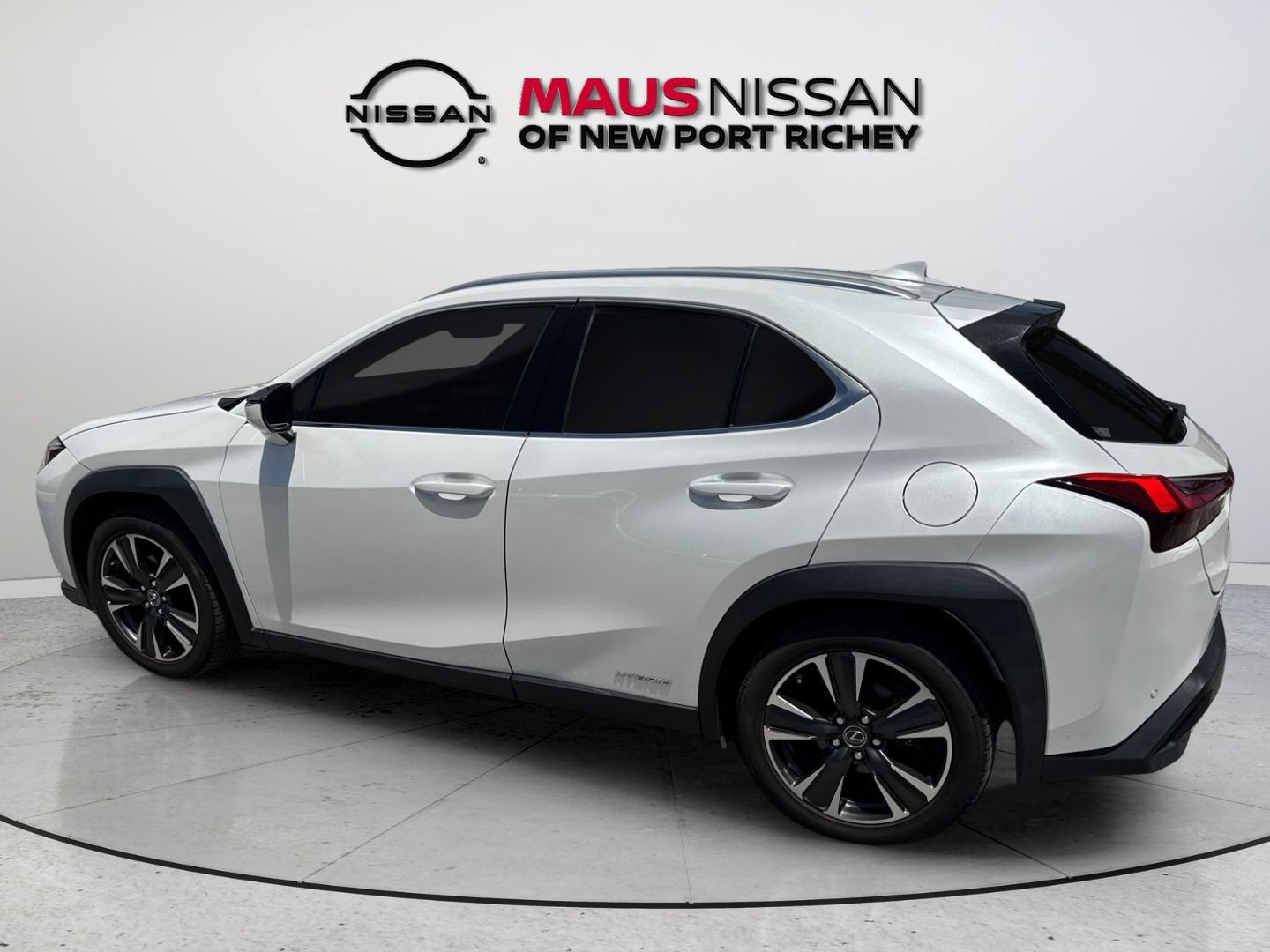 Used 2020 Lexus UX 250h w/ Premium Package AWD/4WD image 9
