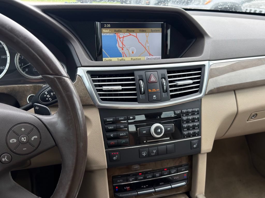 Used 2010 Mercedes-Benz E 350 Sedan image 14