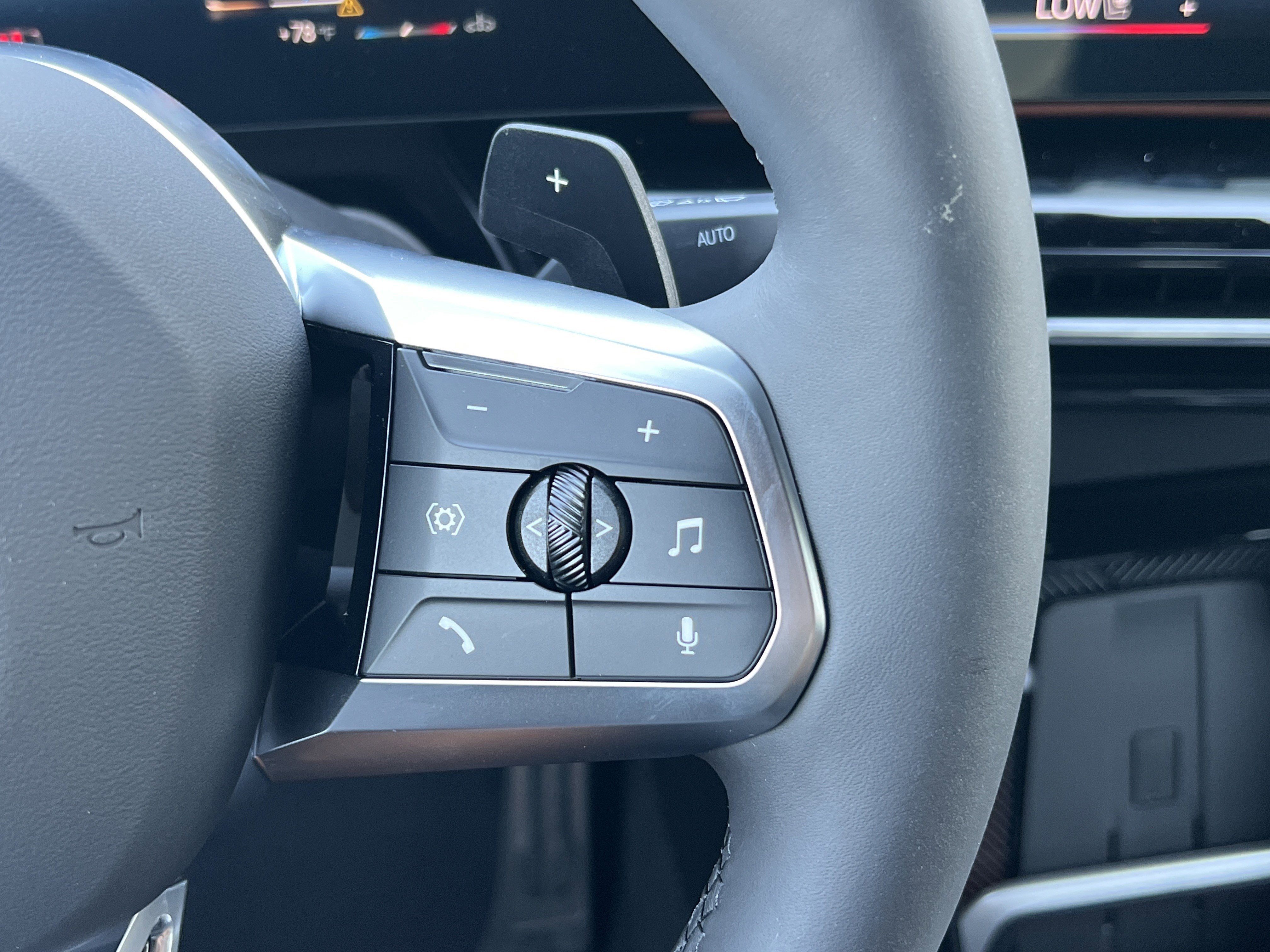 New 2026 BMW X2 xDrive28i w/ Technology Package image 10