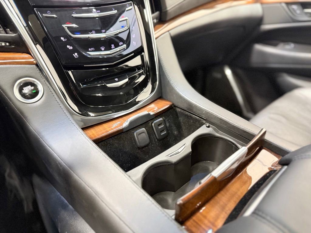 Used 2016 Cadillac Escalade ESV Premium AWD/4WD image 26