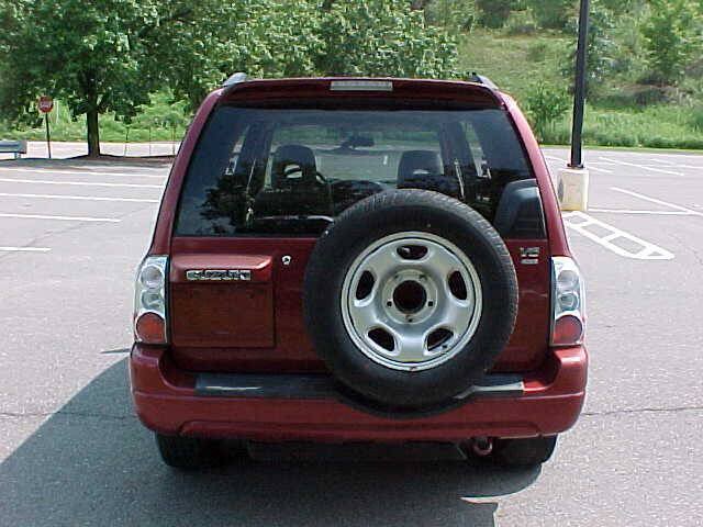Used 2005 Suzuki XL7 4WD image 6