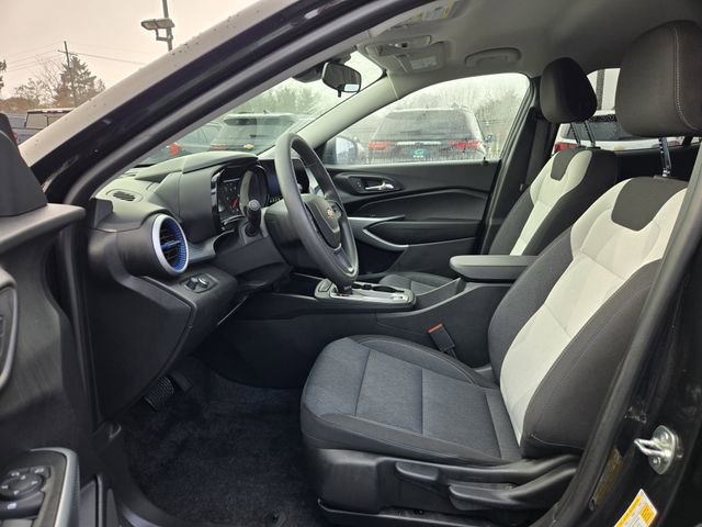 Certified 2024 Chevrolet Trax LS image 18
