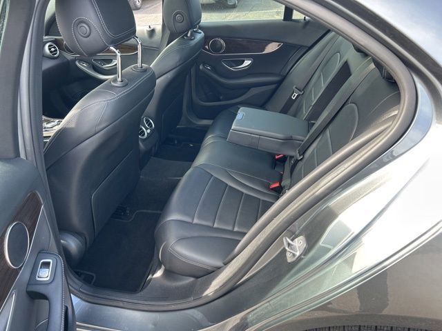 Used 2018 Mercedes-Benz C 300 4MATIC Sedan image 9
