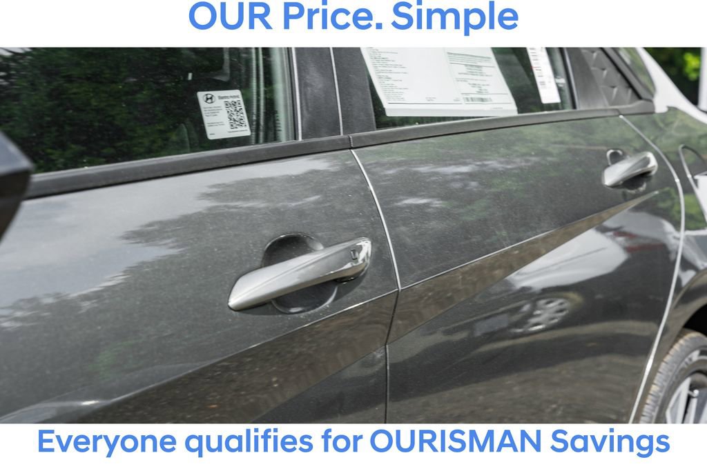 New 2025 Hyundai Elantra SEL image 10