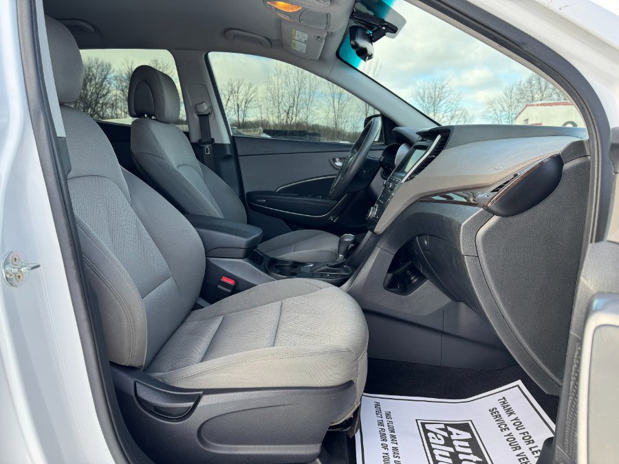 Used 2018 Hyundai Santa Fe Sport w/ 2.4L Value Package 02 image 19