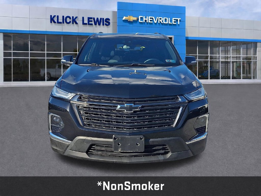 Used 2023 Chevrolet Traverse LT w/ Midnight/Sport Edition AWD/4WD image 2