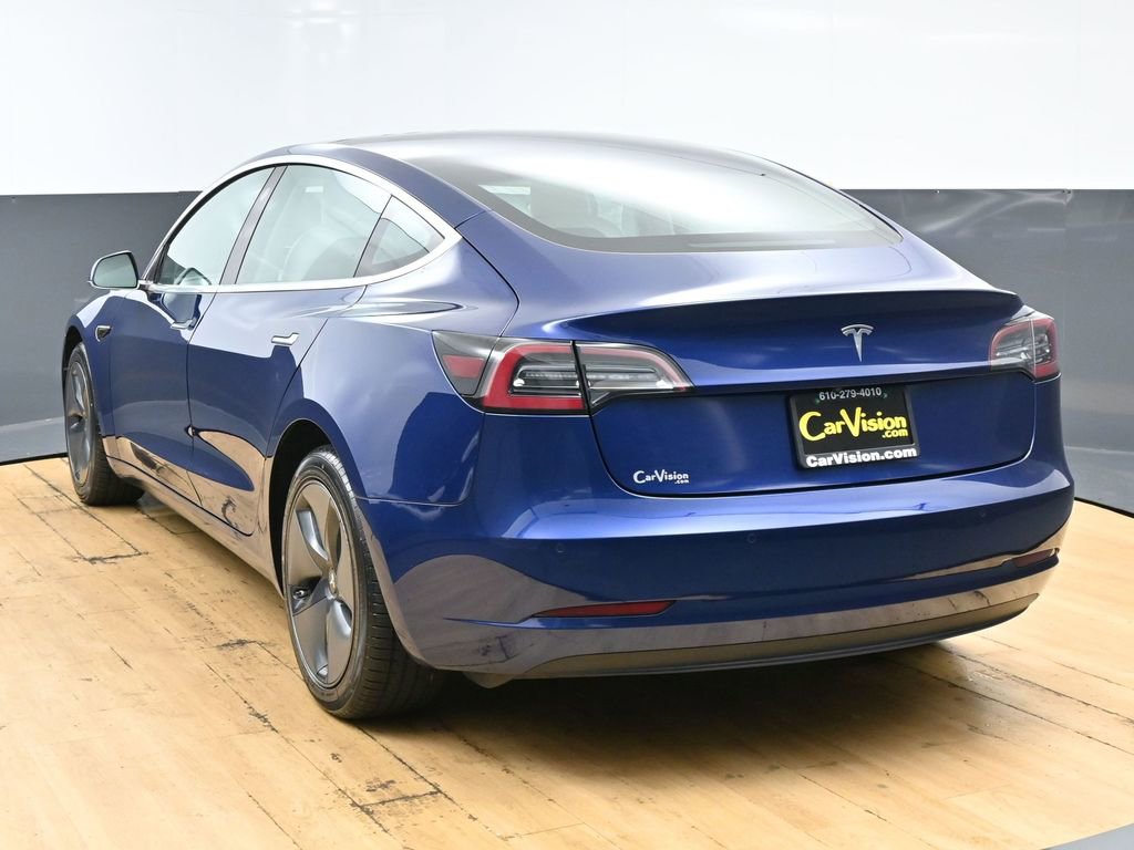Used 2019 Tesla Model 3 Standard Range Plus image 7