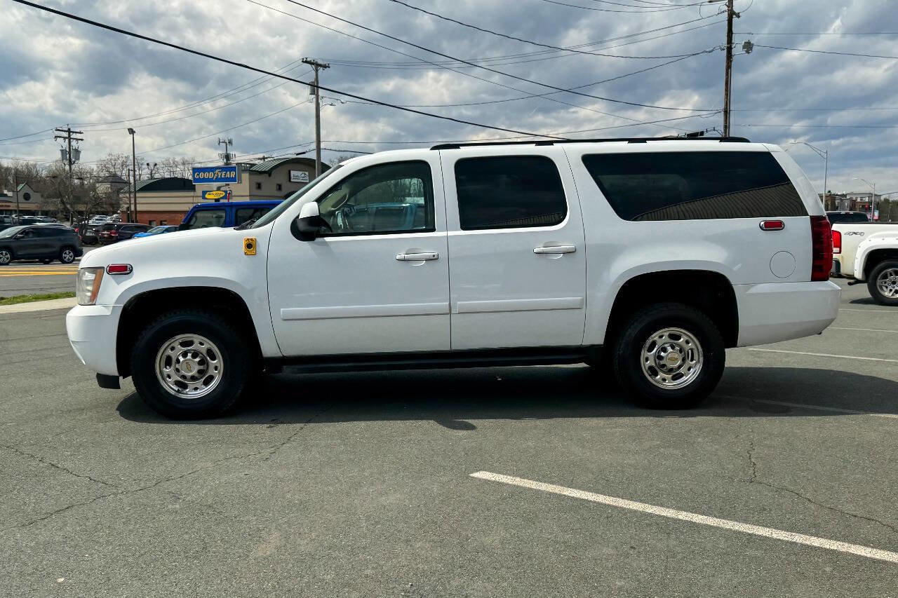 Used 2007 Chevrolet Suburban 2500 LT AWD/4WD image 7