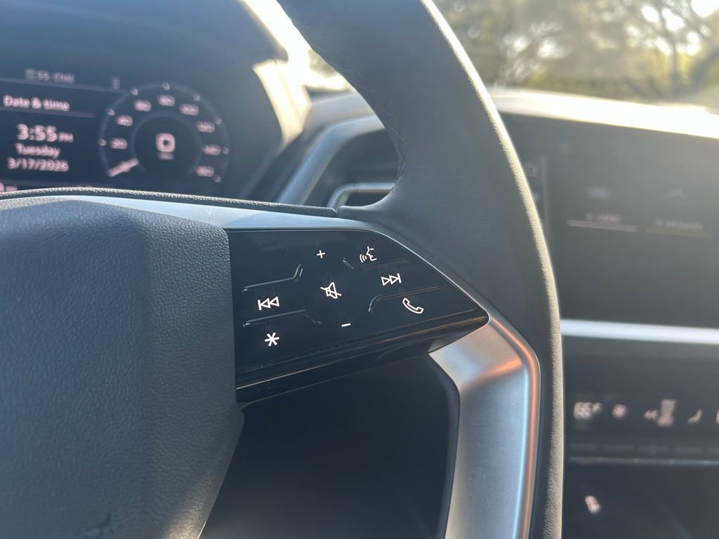 Used 2023 Audi Q4 e-tron Premium w/ Convenience Package image 21