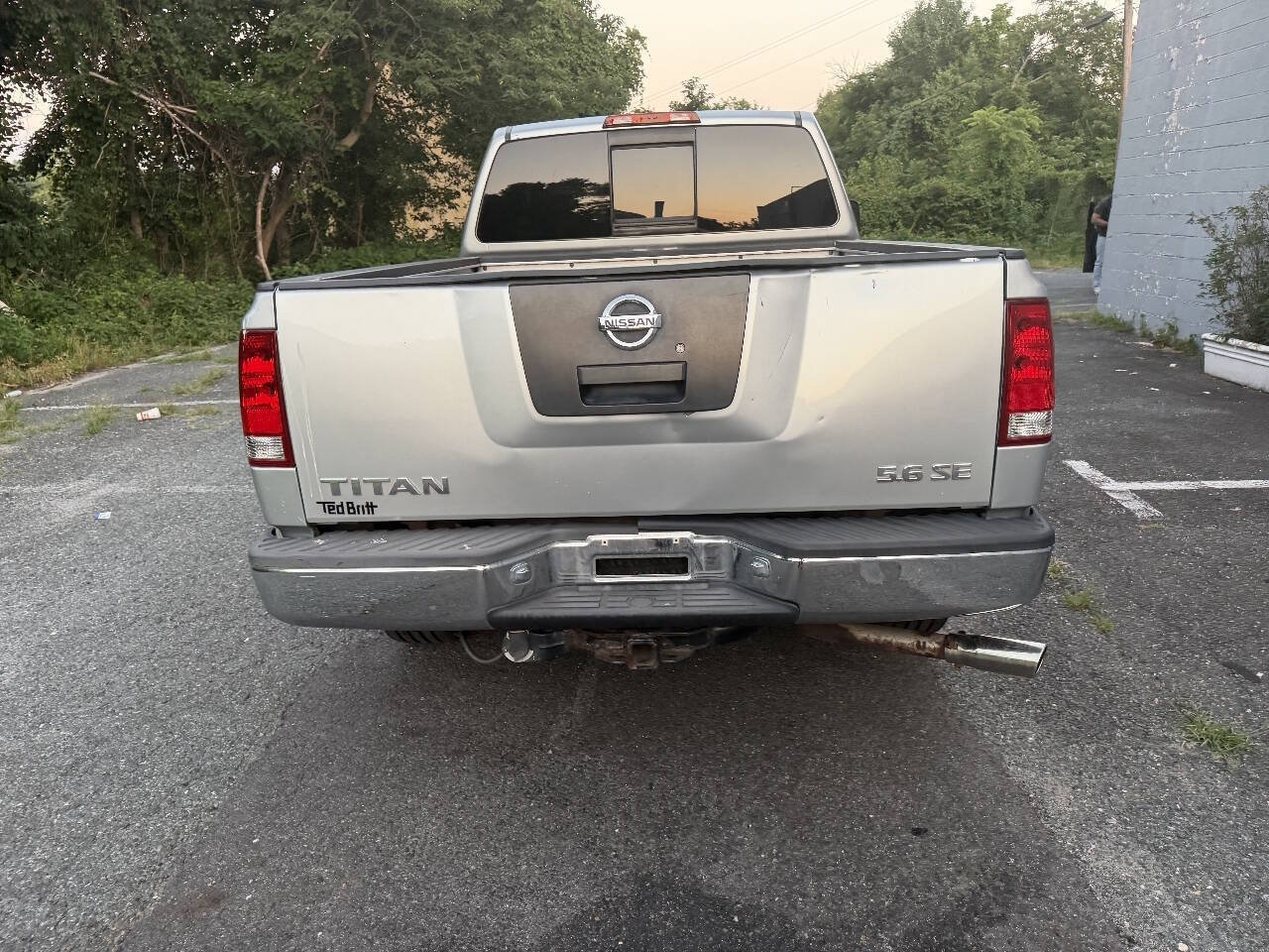 Used 2004 Nissan Titan SE AWD/4WD image 6