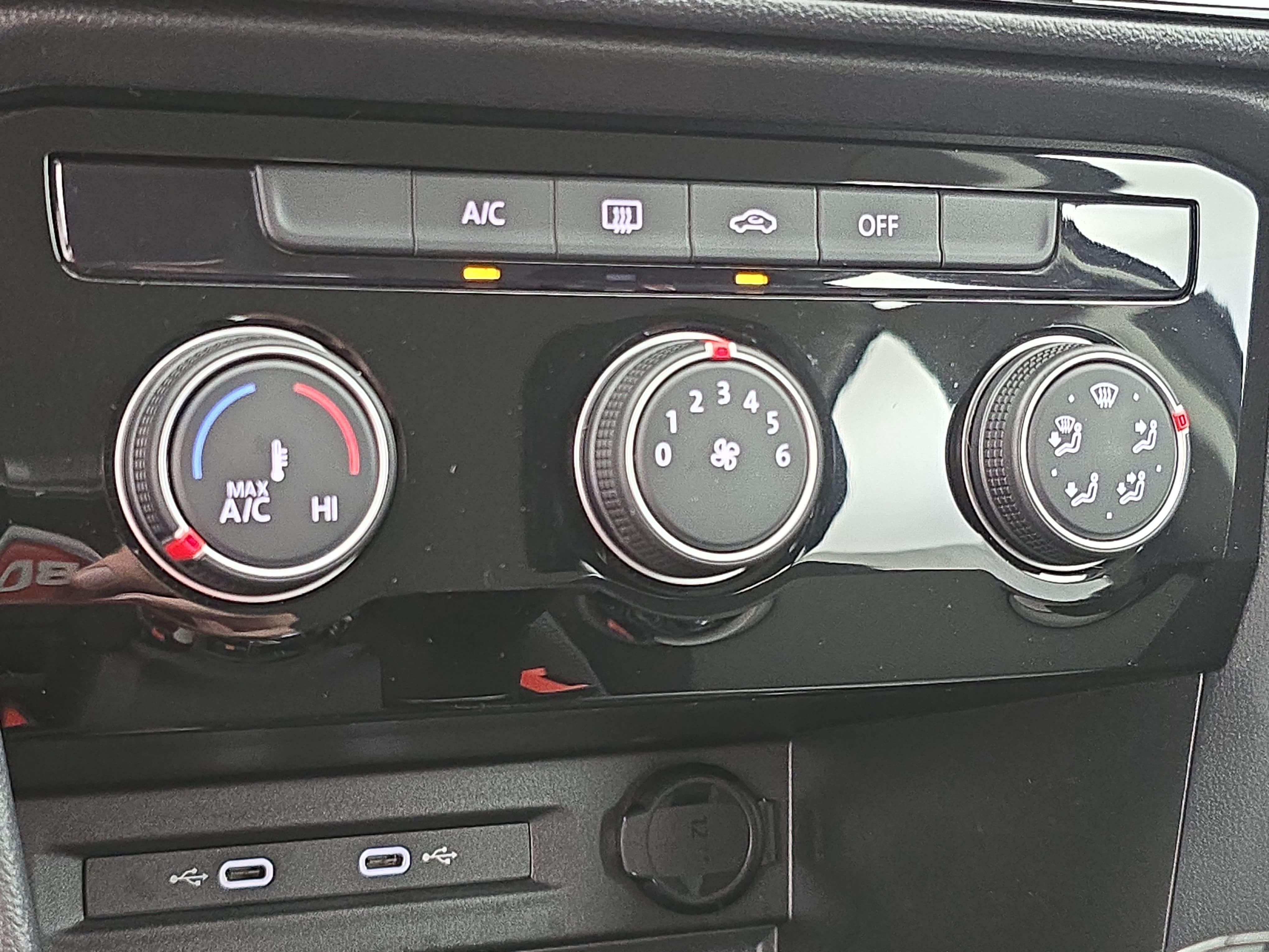 Certified 2023 Volkswagen Taos S FWD image 23