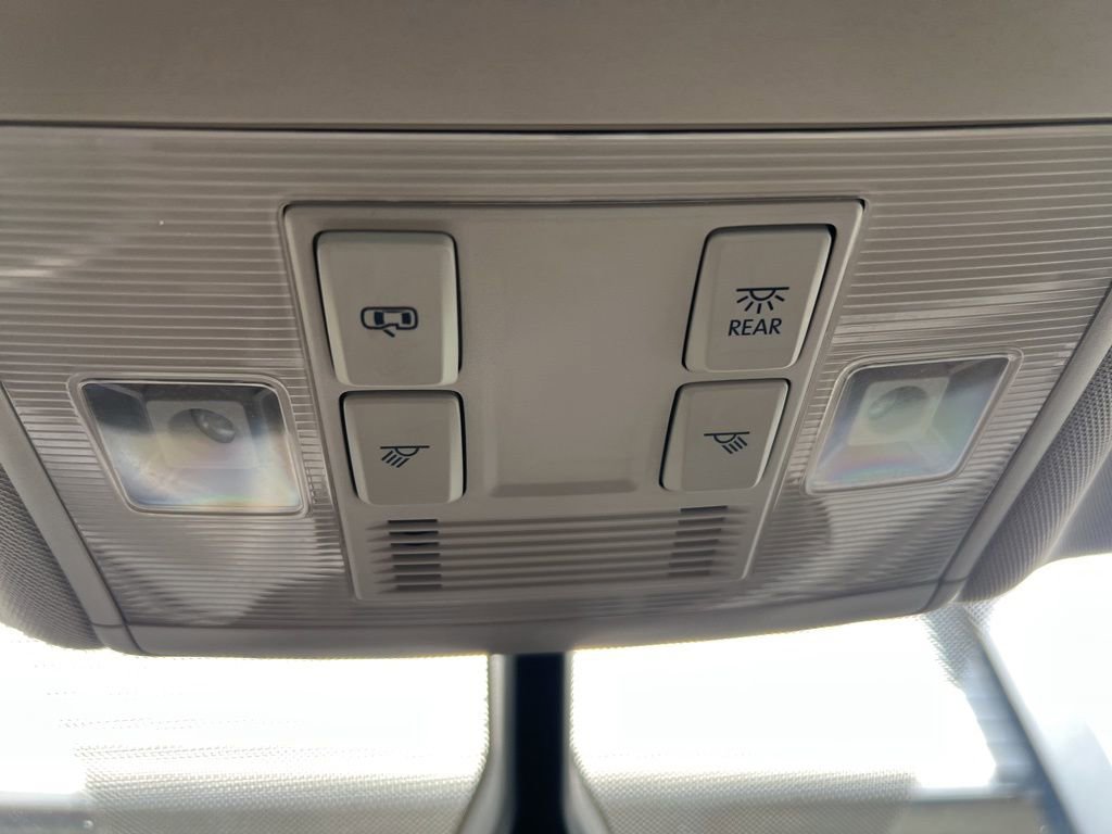 Used 2022 Volkswagen Atlas SE image 37