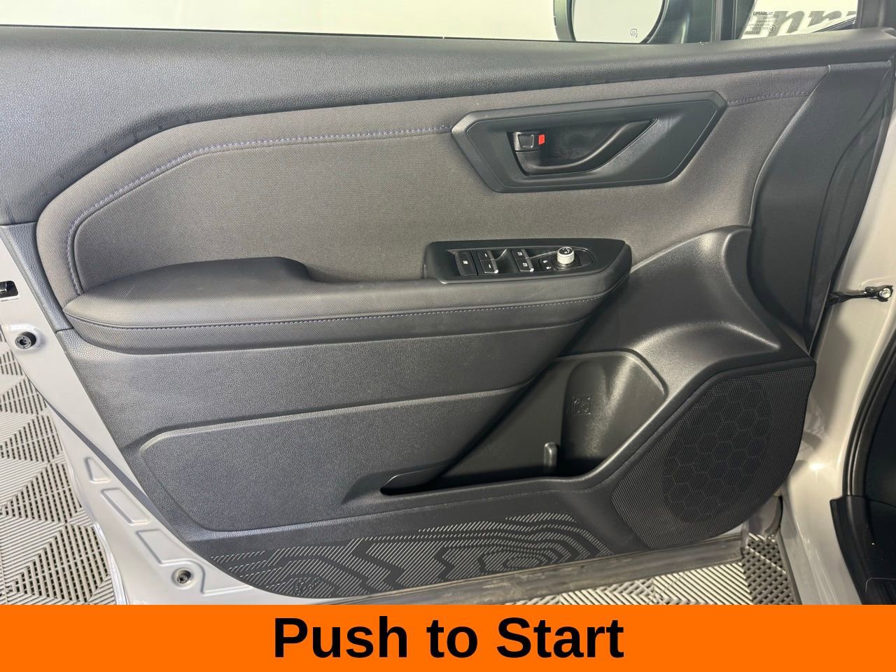 Used 2025 Subaru Forester Premium w/ Convenience Package #1 image 9