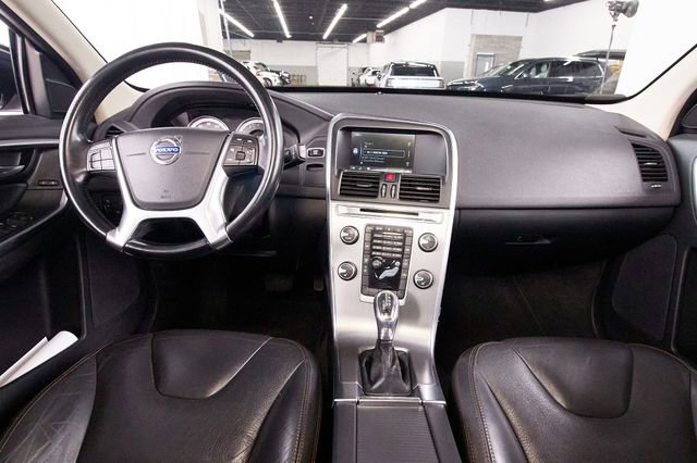 Used 2013 Volvo XC60 T6 image 6