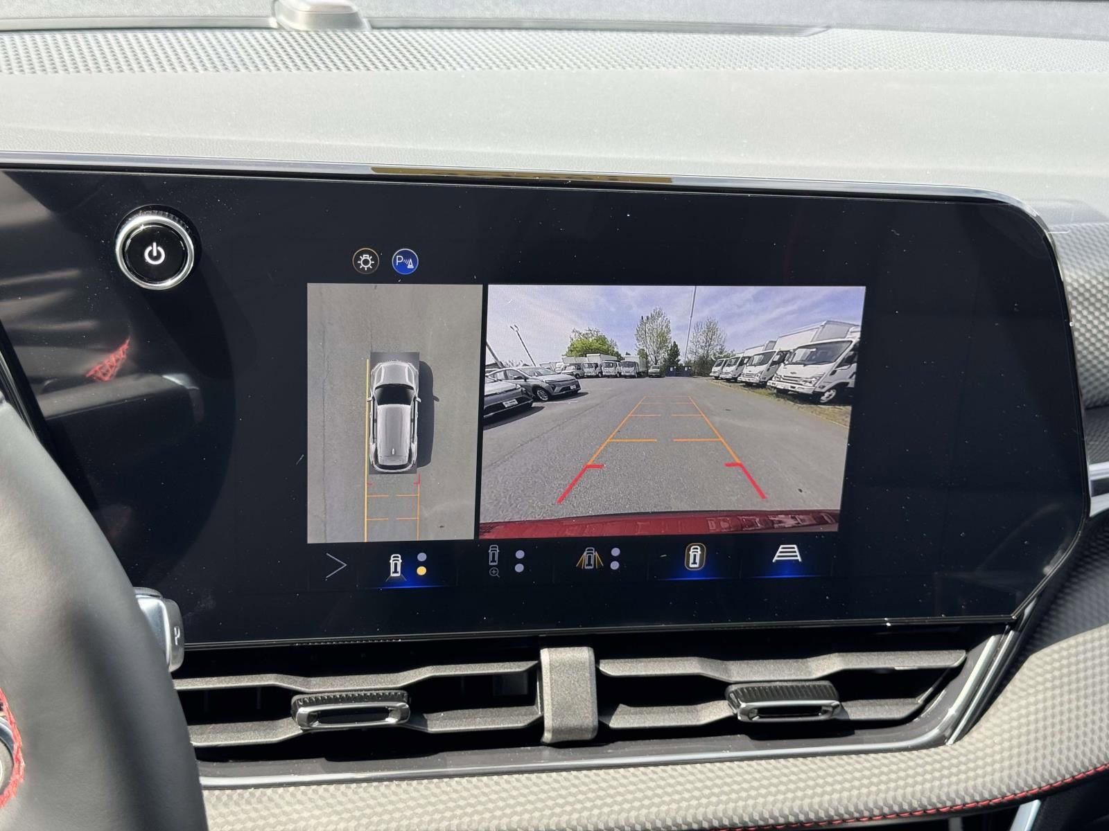 New 2026 Chevrolet Equinox RS w/ Safety and Technology Package image 10