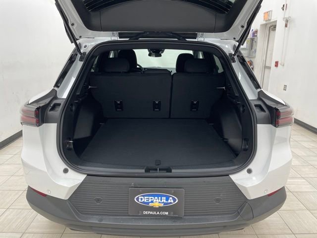 New 2026 Chevrolet Equinox EV LT image 11